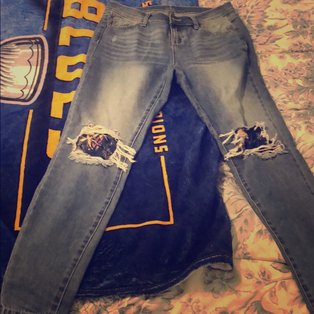 High waisted jeans